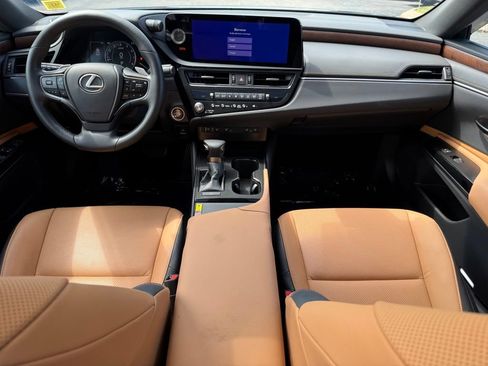 Used 2024 Lexus ES 350 w/ Premium Package FWD image 14
