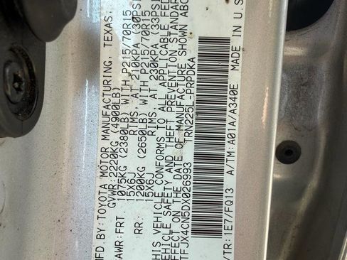 Used 2013 Toyota Tacoma 2WD Double Cab w/ SR5 Pkg image 16