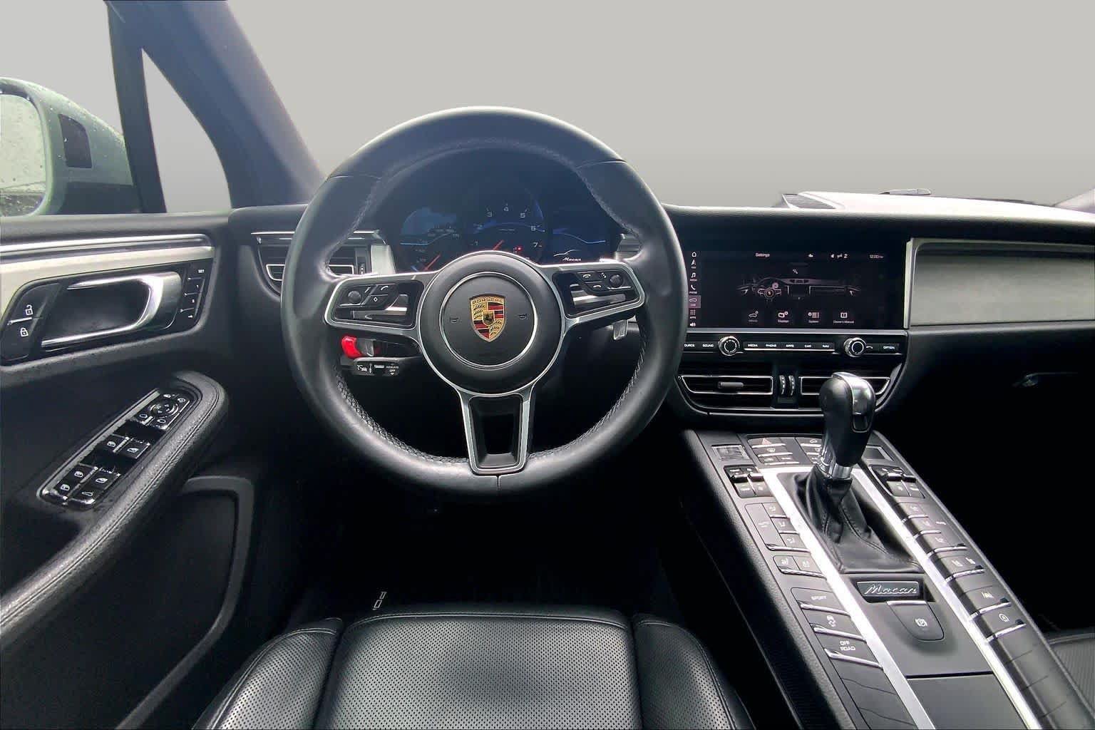 Used 2021 Porsche Macan AWD/4WD image 6