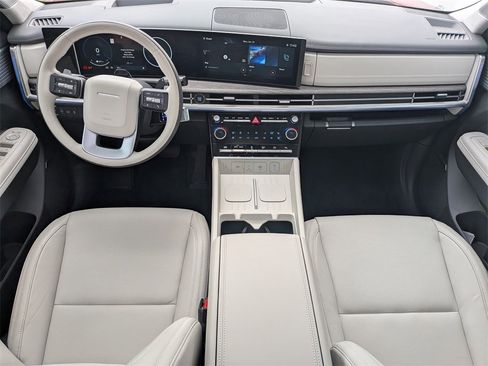 Used 2024 Hyundai Santa Fe Calligraphy image 14