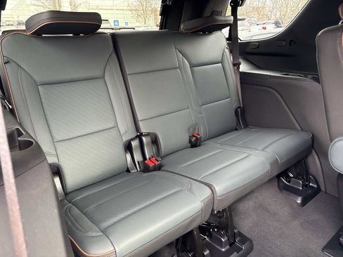 Used 2026 GMC Yukon AT4 w/ AT4 Premium Plus Package image 34