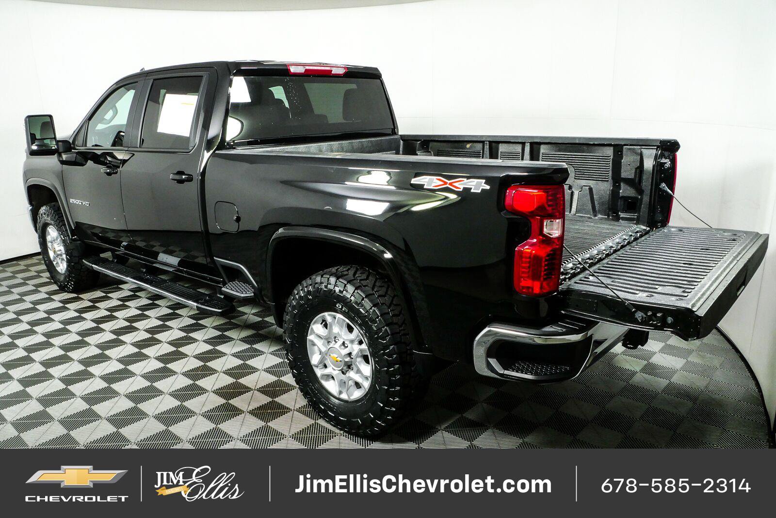 Certified 2025 Chevrolet Silverado 2500 LT w/ Convenience Package AWD/4WD image 30