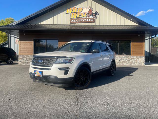 Used 2018 Ford Explorer XLT w/ Equipment Group 202A AWD/4WD image 1