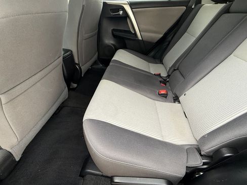 Used 2015 Toyota RAV4 XLE FWD image 13