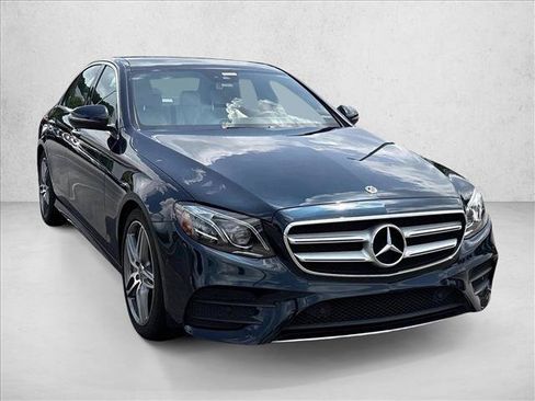 Used 2018 Mercedes-Benz E 300 image 3