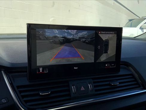 Used 2022 Audi Q5 Premium Plus w/ Premium Plus Package image 27