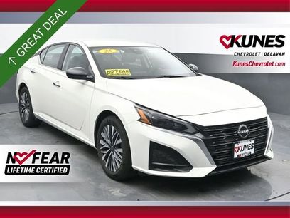 Used 2025 Nissan Altima 2.5 SV