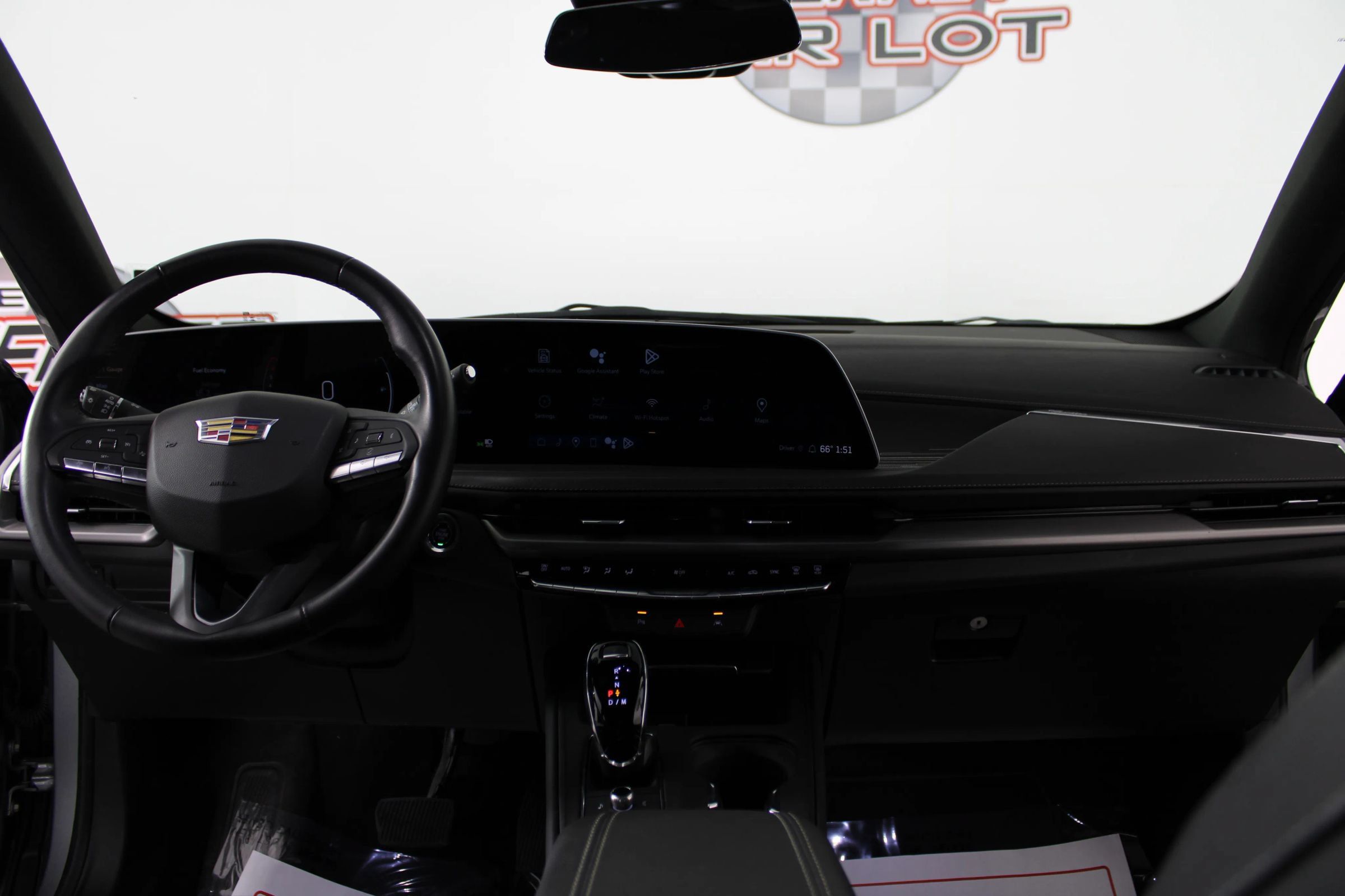 Used 2024 Cadillac XT4 Premium Luxury FWD image 11