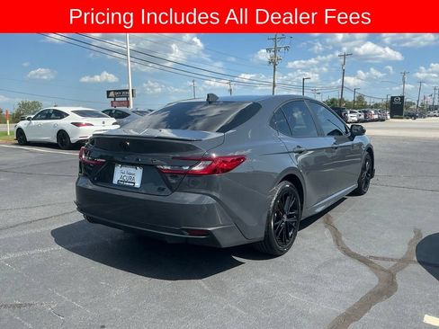 Used 2025 Toyota Camry SE w/ Convenience Package AWD/4WD image 5