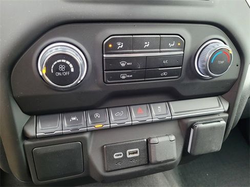 New 2025 Chevrolet Silverado 1500 Custom image 19