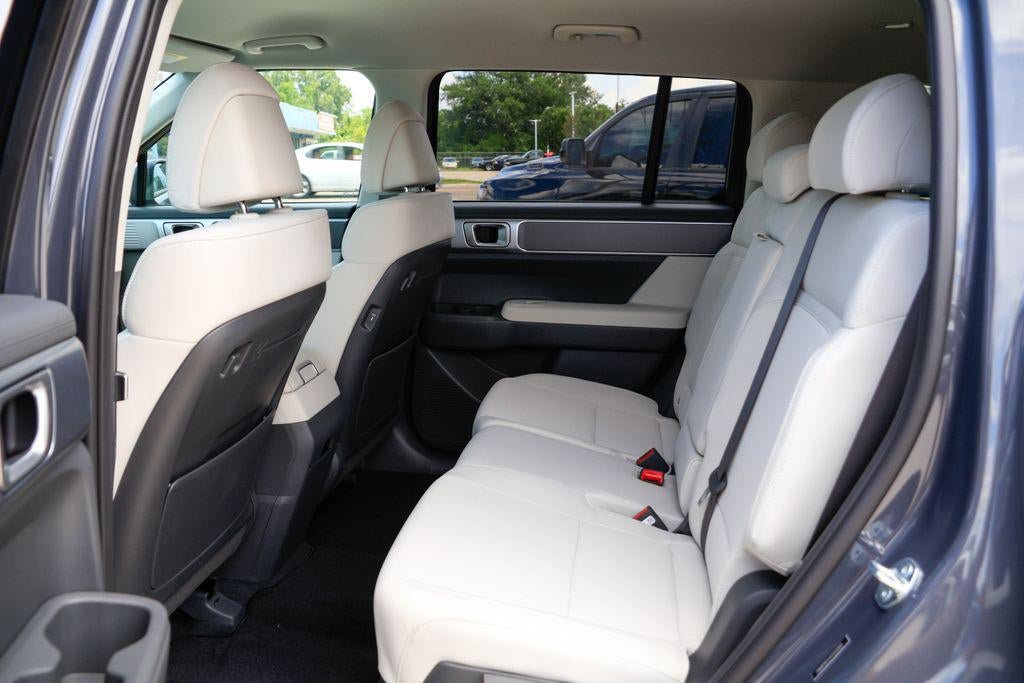 New 2026 Hyundai Santa Fe SE FWD image 9