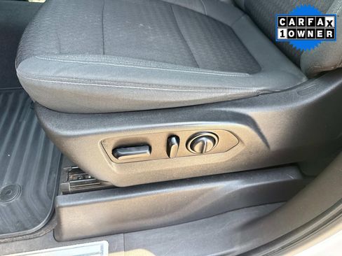 Used 2021 Chevrolet Silverado 1500 LT w/ Z71 Off-Road Package image 24