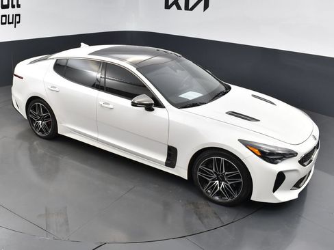 Used 2022 Kia Stinger GT1 w/ Red Interior Color Package RWD image 15