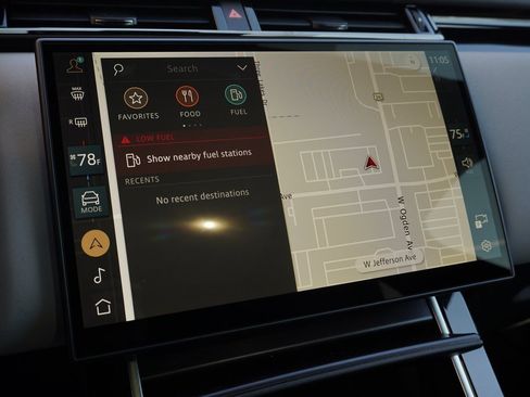 New 2026 Land Rover Range Rover Velar Dynamic SE image 25