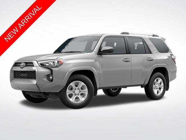 Used 2020 Toyota 4Runner SR5 AWD/4WD image 1