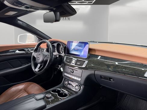 Used 2016 Mercedes-Benz CLS 400 image 16