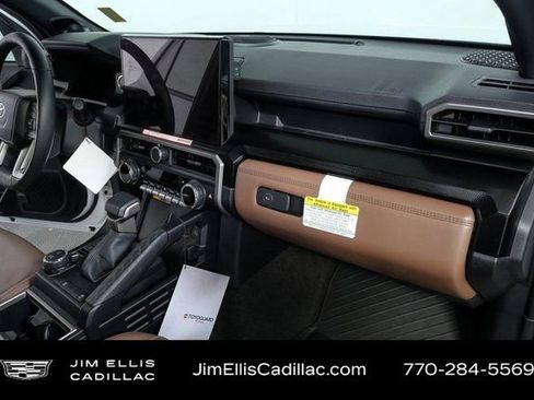 Used 2025 Toyota 4Runner Limited image 23