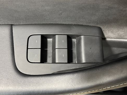 Used 2021 Tesla Model 3 Long Range image 16