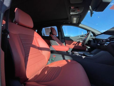 New 2026 Kia Sportage SX AWD/4WD image 32