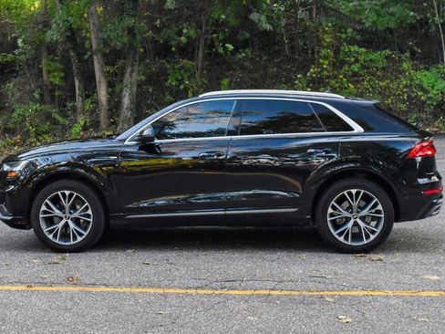 Used 2021 Audi Q8 Premium Plus AWD/4WD image 4