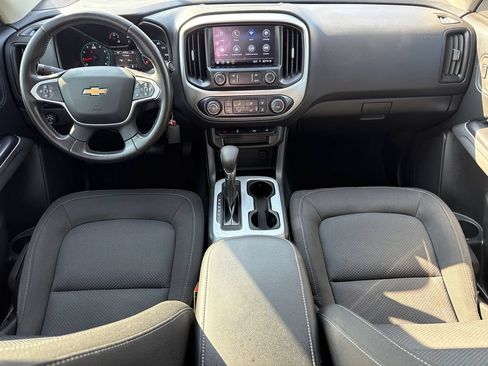 Used 2022 Chevrolet Colorado LT w/ LT Convenience Package RWD image 11