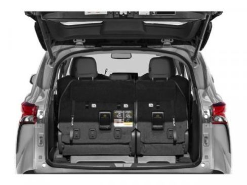 Used 2024 Toyota Sienna XLE FWD image 11