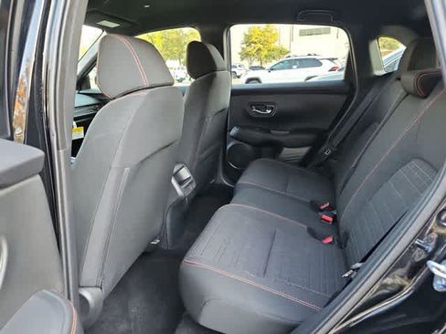Used 2025 Honda HR-V Sport image 16