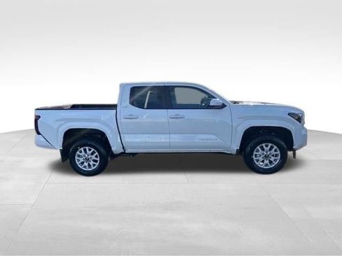 New 2026 Toyota Tacoma SR5 image 7