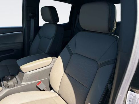 New 2026 Chevrolet Colorado ZR2 w/ Technology Package image 24