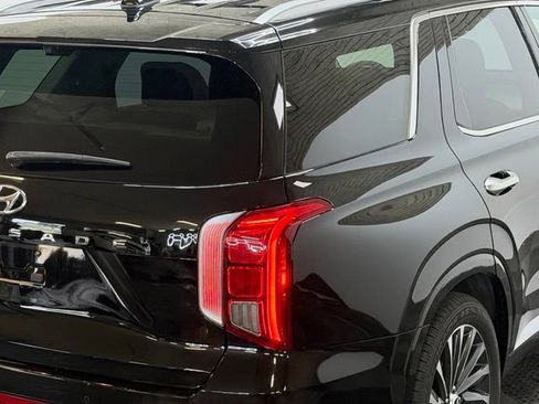 Used 2023 Hyundai Palisade Calligraphy w/ Cargo Package FWD image 11