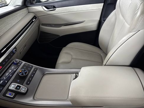 Used 2023 Hyundai Palisade Calligraphy image 20