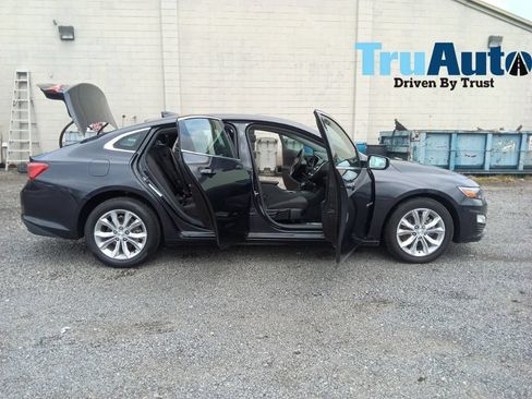 Used 2023 Chevrolet Malibu LT FWD image 16