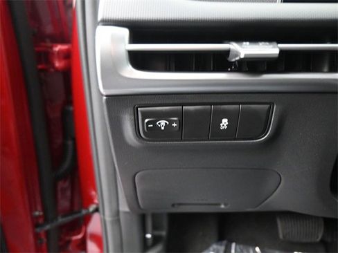 New 2026 Hyundai Tucson SE image 16