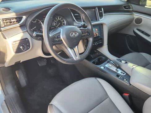 Used 2023 INFINITI QX50 Luxe image 3