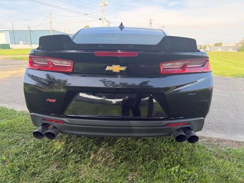 Used 2018 Chevrolet Camaro LT w/ RS Package image 5