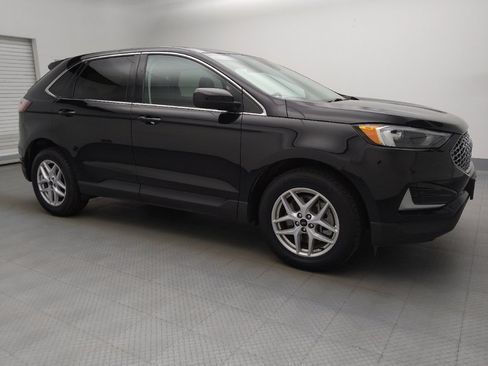 Used 2023 Ford Edge SEL image 11