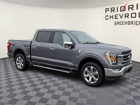 Used 2022 Ford F150 Lariat image 2