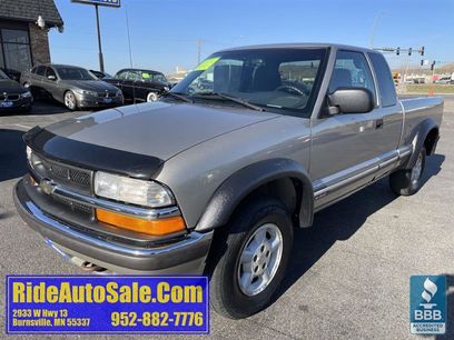 Used 2002 Chevrolet S10 Pickup LS w/ LS Preferred Equipment Group
