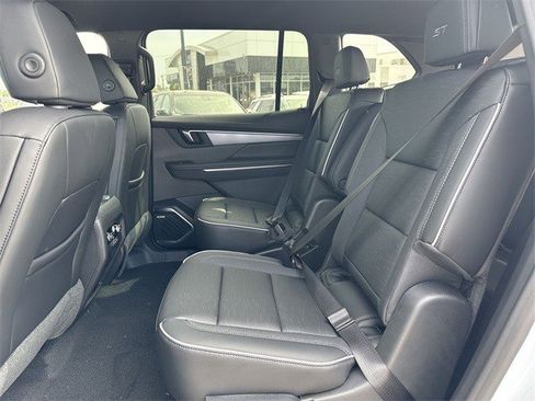 New 2026 Buick Enclave Sport Touring w/ LPO, Illumination Package image 22