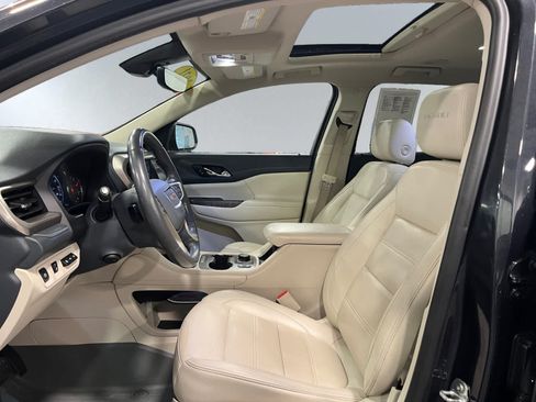 Used 2021 GMC Acadia Denali w/ Denali Ultimate Package AWD/4WD image 11