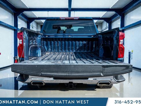 Used 2022 Chevrolet Silverado 1500 LT w/ Z71 Off-Road Package image 31