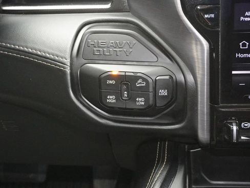Used 2025 RAM 2500 Rebel w/ Rebel Level 2 Equipment Group AWD/4WD image 18