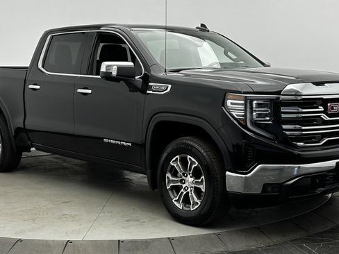 Used 2026 GMC Sierra 1500 SLT RWD image 3