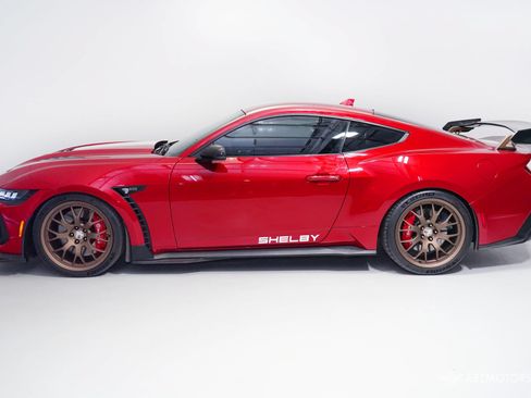 Used 2024 Ford Mustang GT Premium w/ GT Performance Package RWD image 5