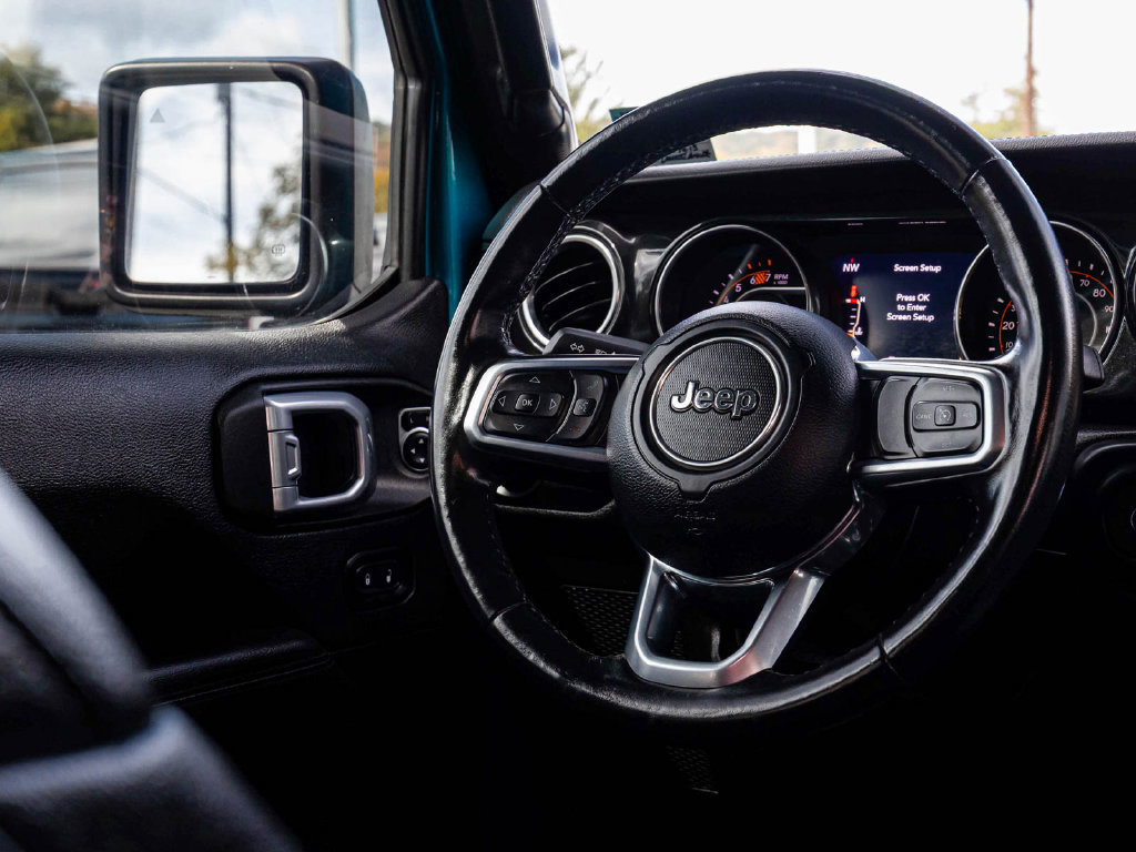 Certified 2020 Jeep Wrangler Unlimited Sahara AWD/4WD image 24
