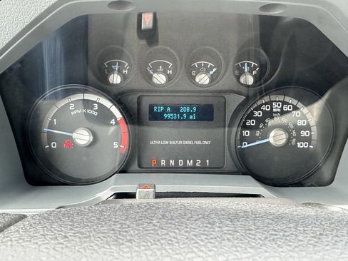 Used 2018 Ford F650 2WD Crew Cab Super Duty image 35