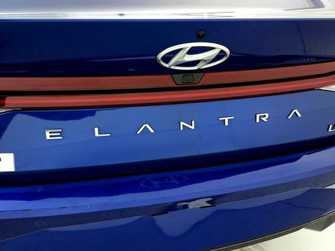 Used 2023 Hyundai Elantra Limited w/ Cargo Package FWD image 13