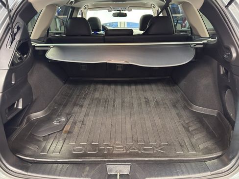 Used 2015 Subaru Outback 2.5i Limited image 31