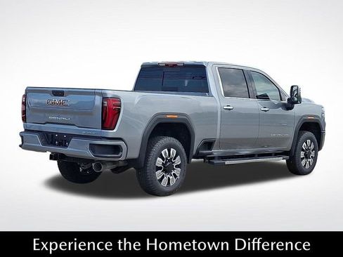 New 2025 GMC Sierra 2500 Denali w/ Denali Reserve Package image 4
