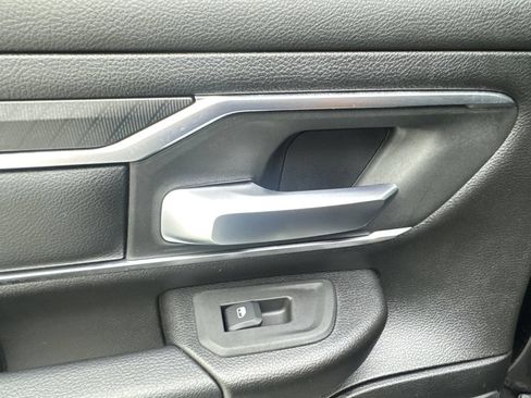 Used 2025 RAM 1500 Big Horn RWD image 38